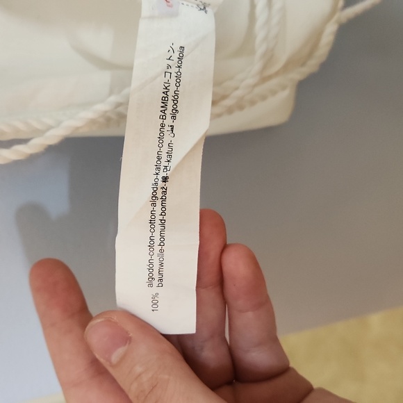 100% cotton Eyelet crop top - Picture 5 of 5